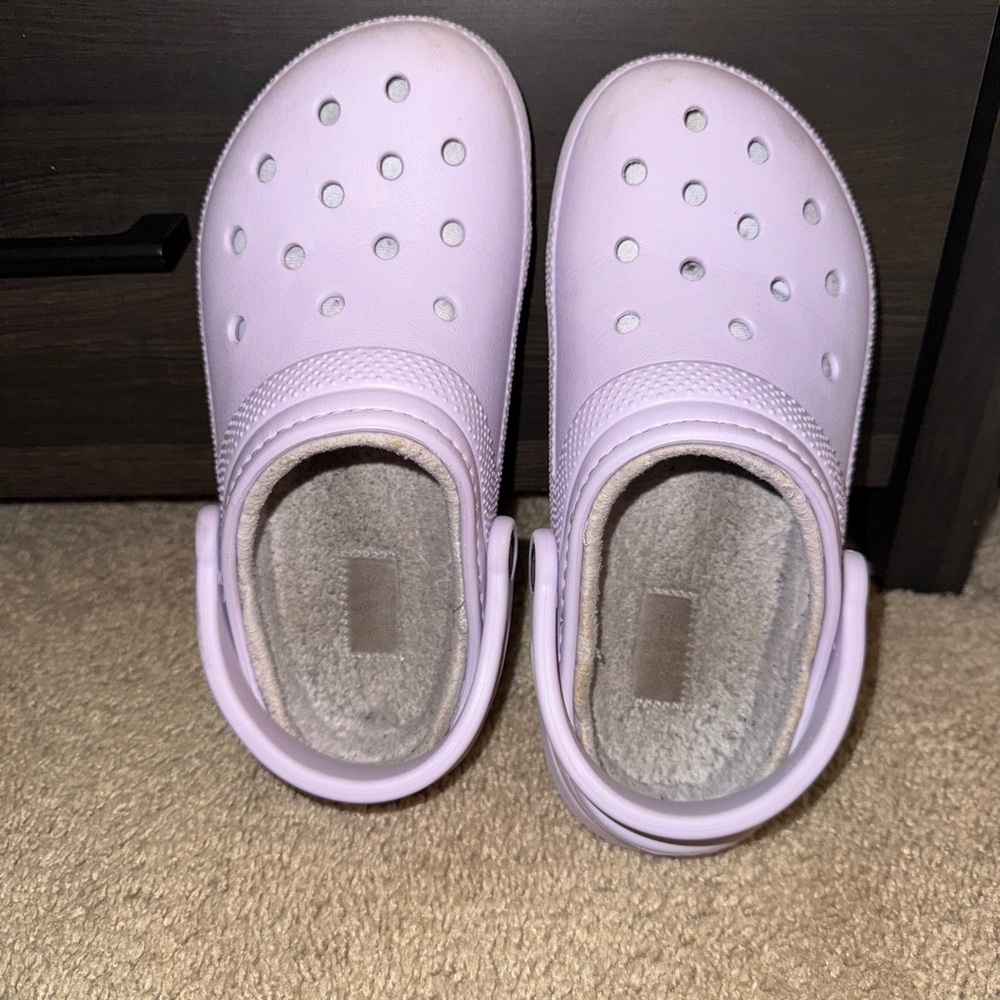 CROCS Girls or Women Light Purple Slippers